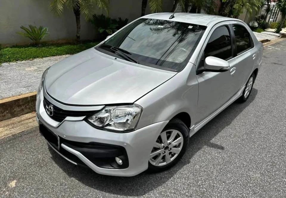 Toyota Etios X Sedan 1.5 Flex 16V 4p Mec.