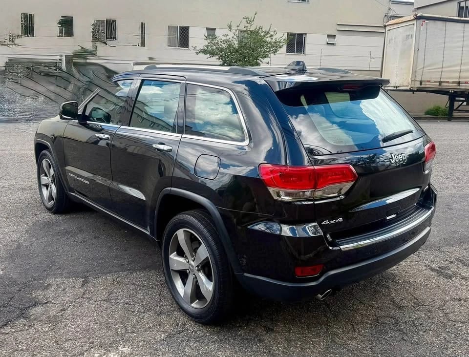 Jeep Cherokee Limited 3.2 4x4 V6 Aut.