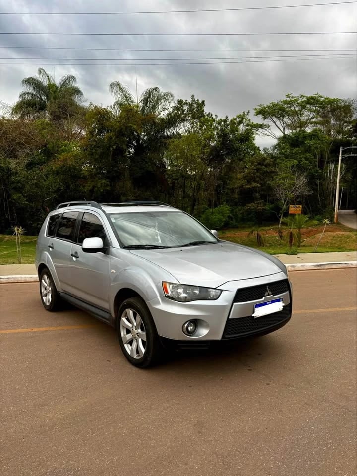 Mitsubishi Outlander 2.0 16V 160cv Aut.