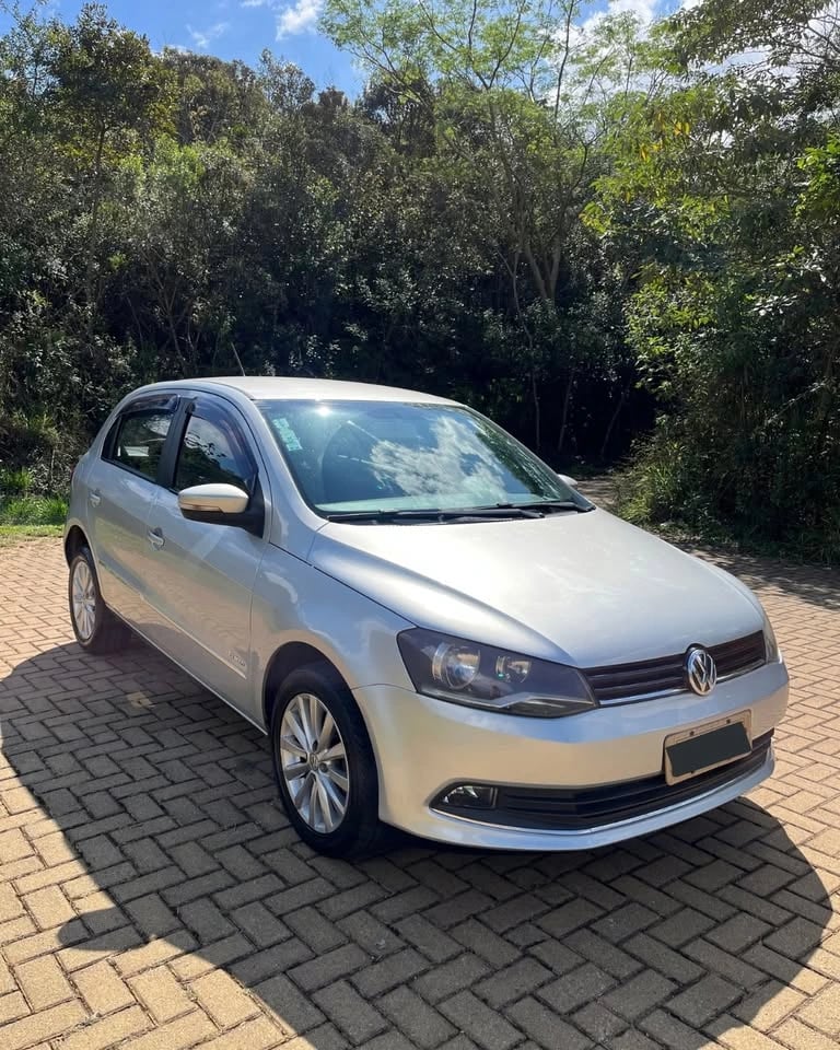 VW - VolksWagen Gol (novo) 1.0 Mi Total Flex 8V 4p