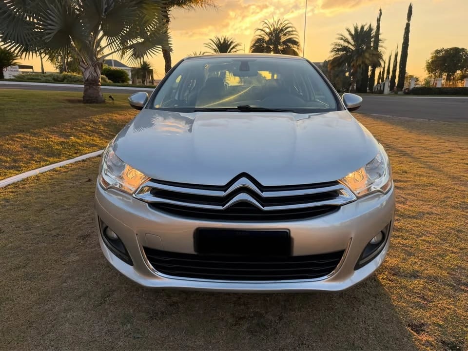 Citroën C4 LOUNGE Tendance 2.0 Flex 4p Mec.