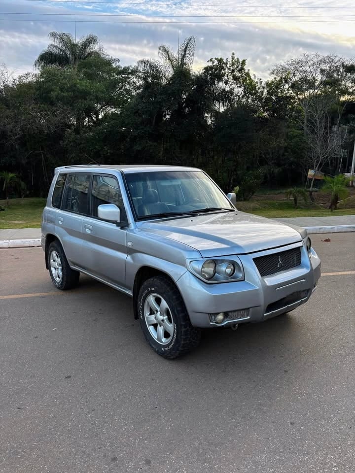 Mitsubishi Pajero TR4 2.0/ 2.0 Flex 16V 4x4 Aut.