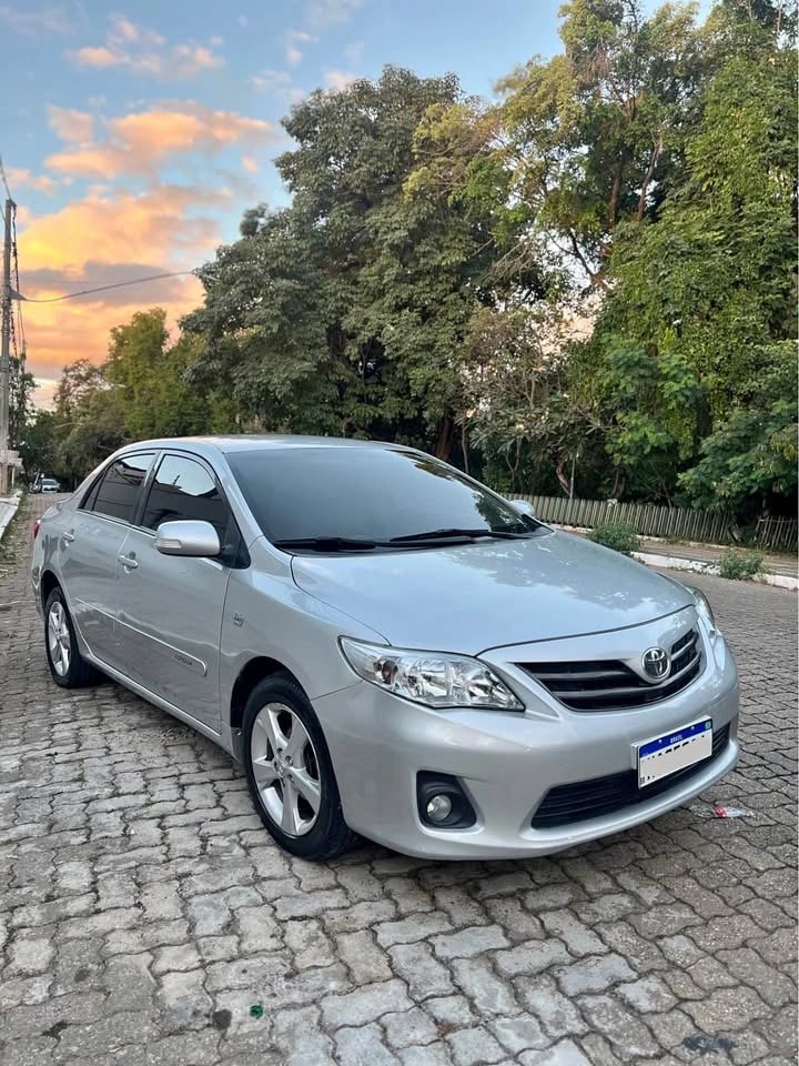 Toyota Corolla XEi 2.0 Flex 16V Aut.