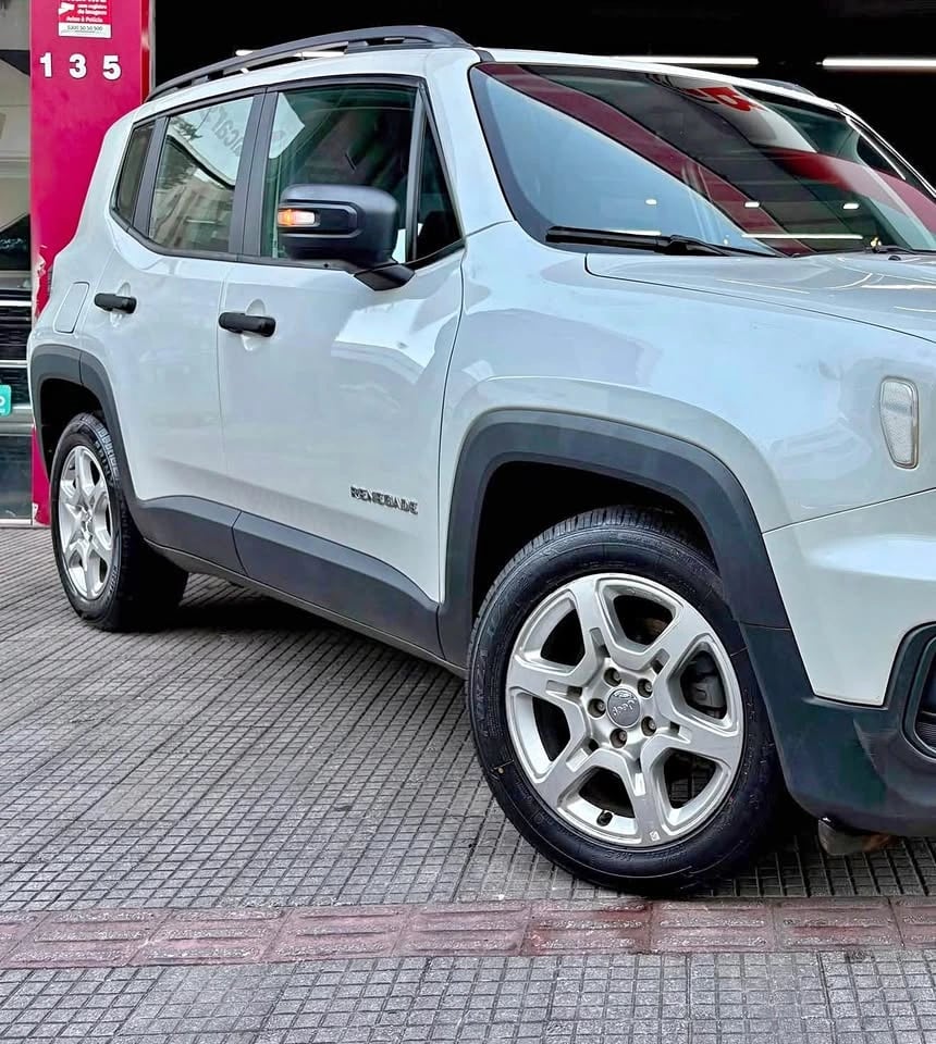 Jeep Renegade Long. T270 1.3 TB 4x2 Flex Aut.